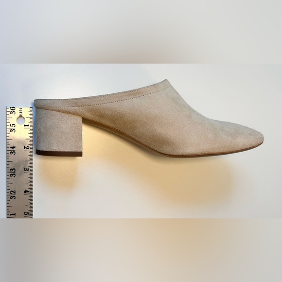Everlane Day Heel Mule Beige Size 9 Suede Block Heel Slip On GUC - Picture 3 of 9